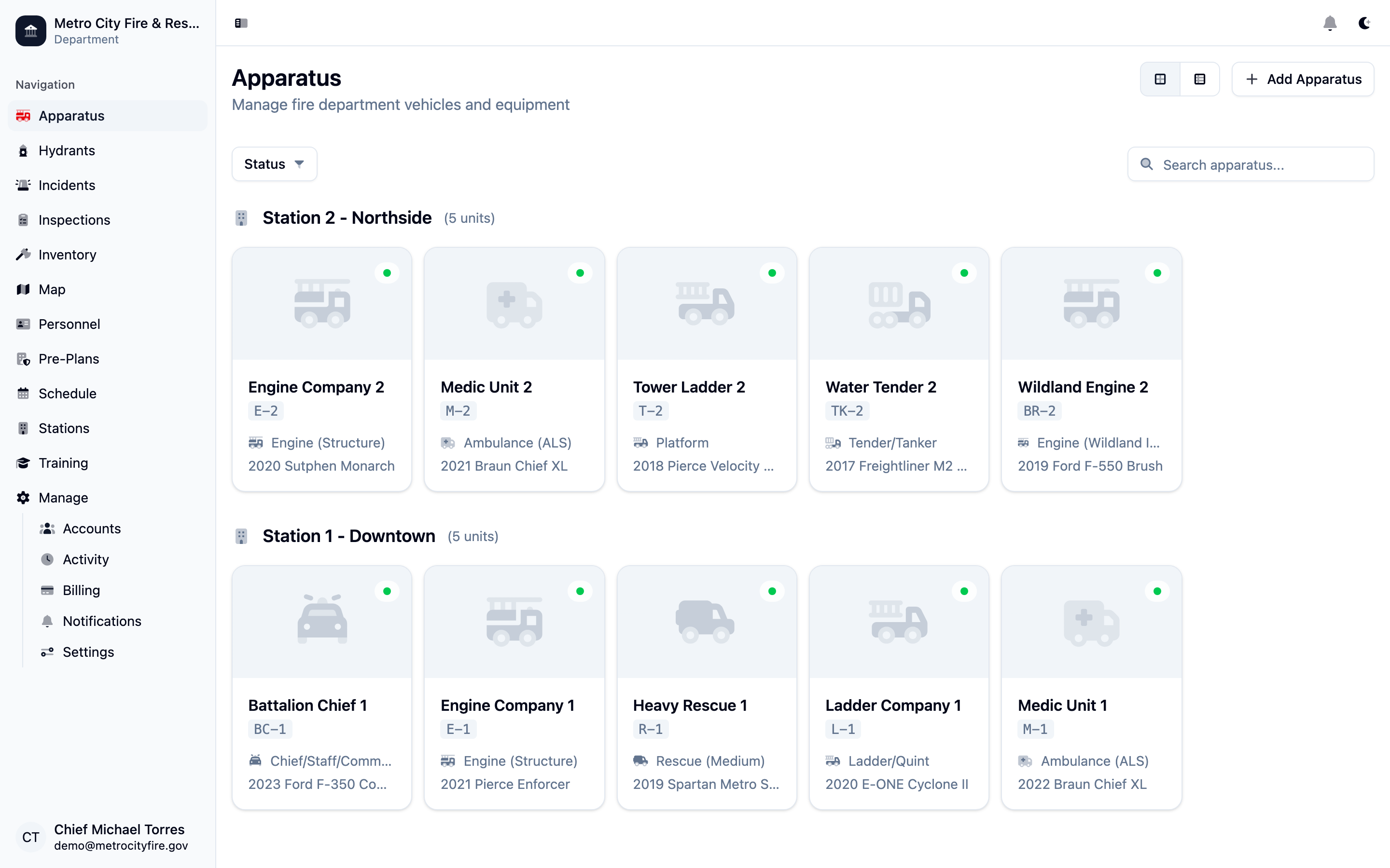 Command Established apparatus list showing fleet overview with unit cards and station assignments